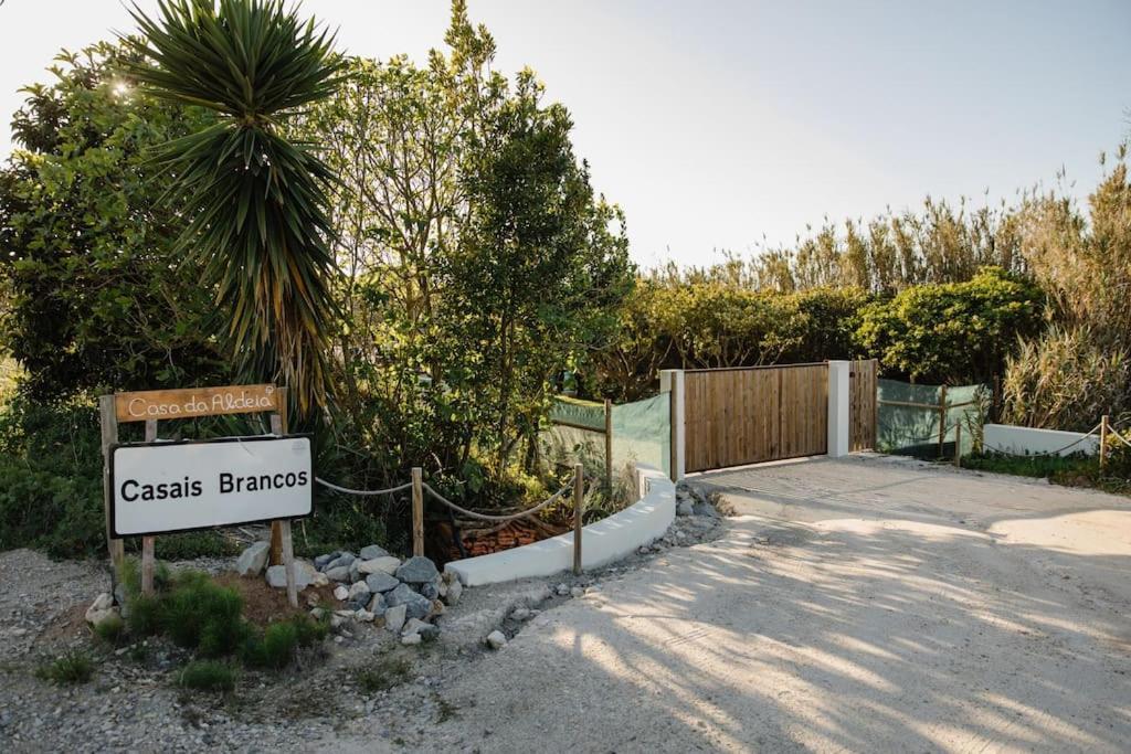 בית הארחה Casais Brancos 	Casa Da Aldeia - Small House -Terra - Peniche - Baleal מראה חיצוני תמונה